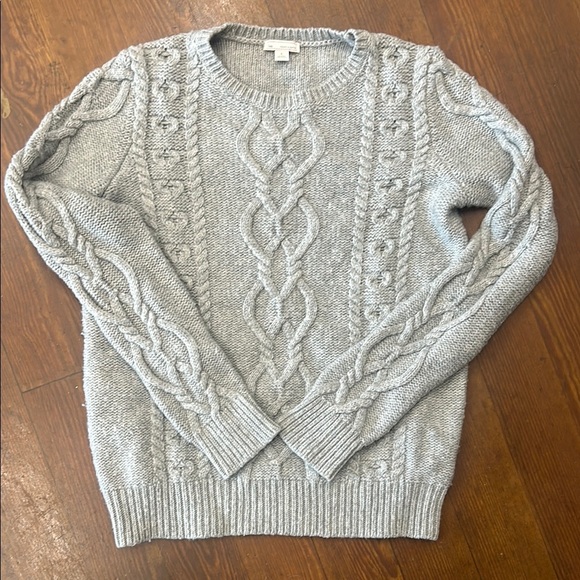 GAP Gray Crewneck Cable Knit Sweater - Picture 1 of 6